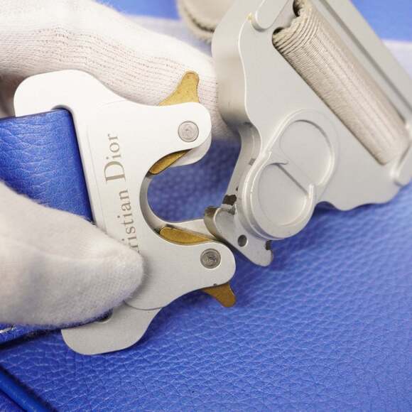 CHRISTIAN DIOR White Leather Shoulder Bag - Picture 7 of 12